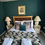 John Street Apartment 3